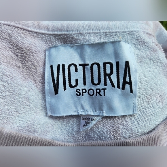 Victoria Sport tie dye sweater. - Picture 5 of 6